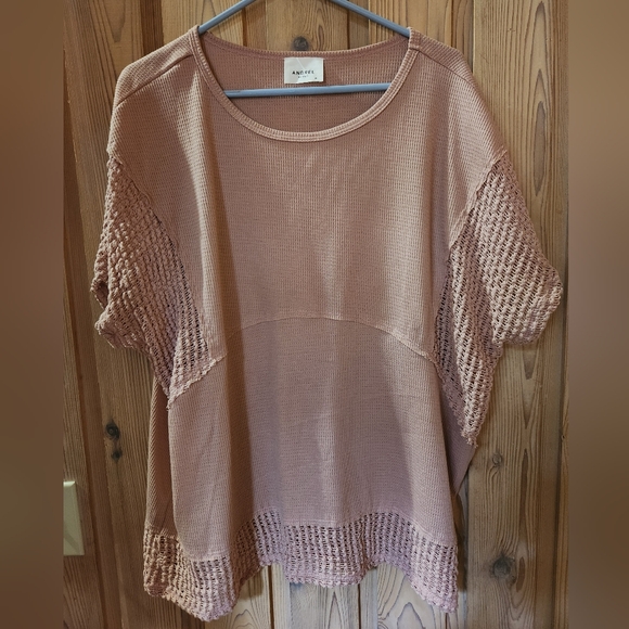 Waffle batwinged blouse - Picture 1 of 2